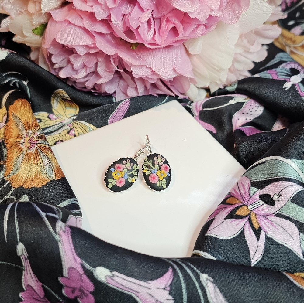 Handmade polymer clay earrings ✨️